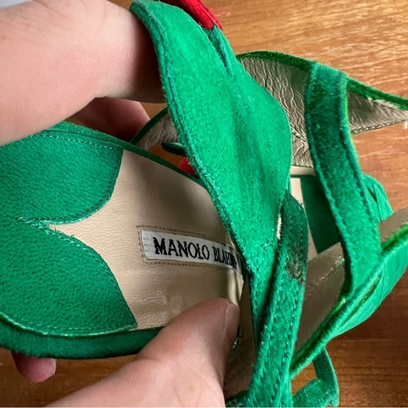 Manolo Blahnik 2023 Leaf Cherry Suede Wrap Heeled Sandals - Picture 3 of 8
